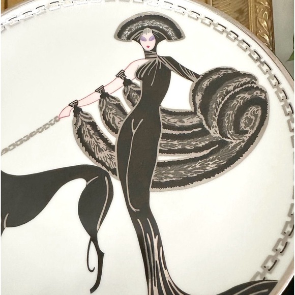 House of Erte Plate - Picture 3 of 3